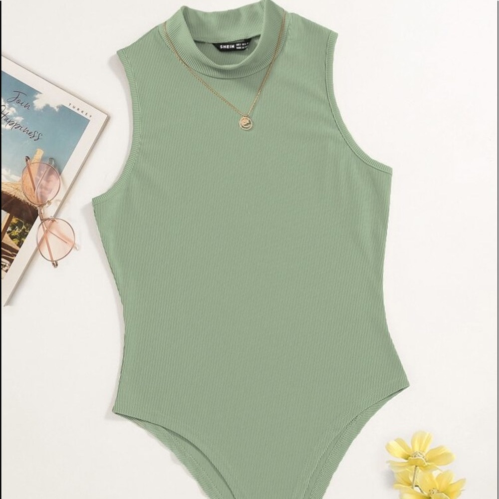 Olive ribbed body suit